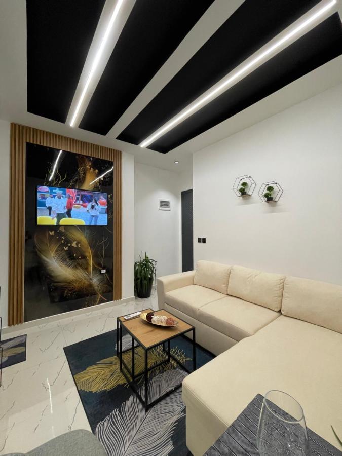 Sueno Apartments & Suites Tirana Exterior photo