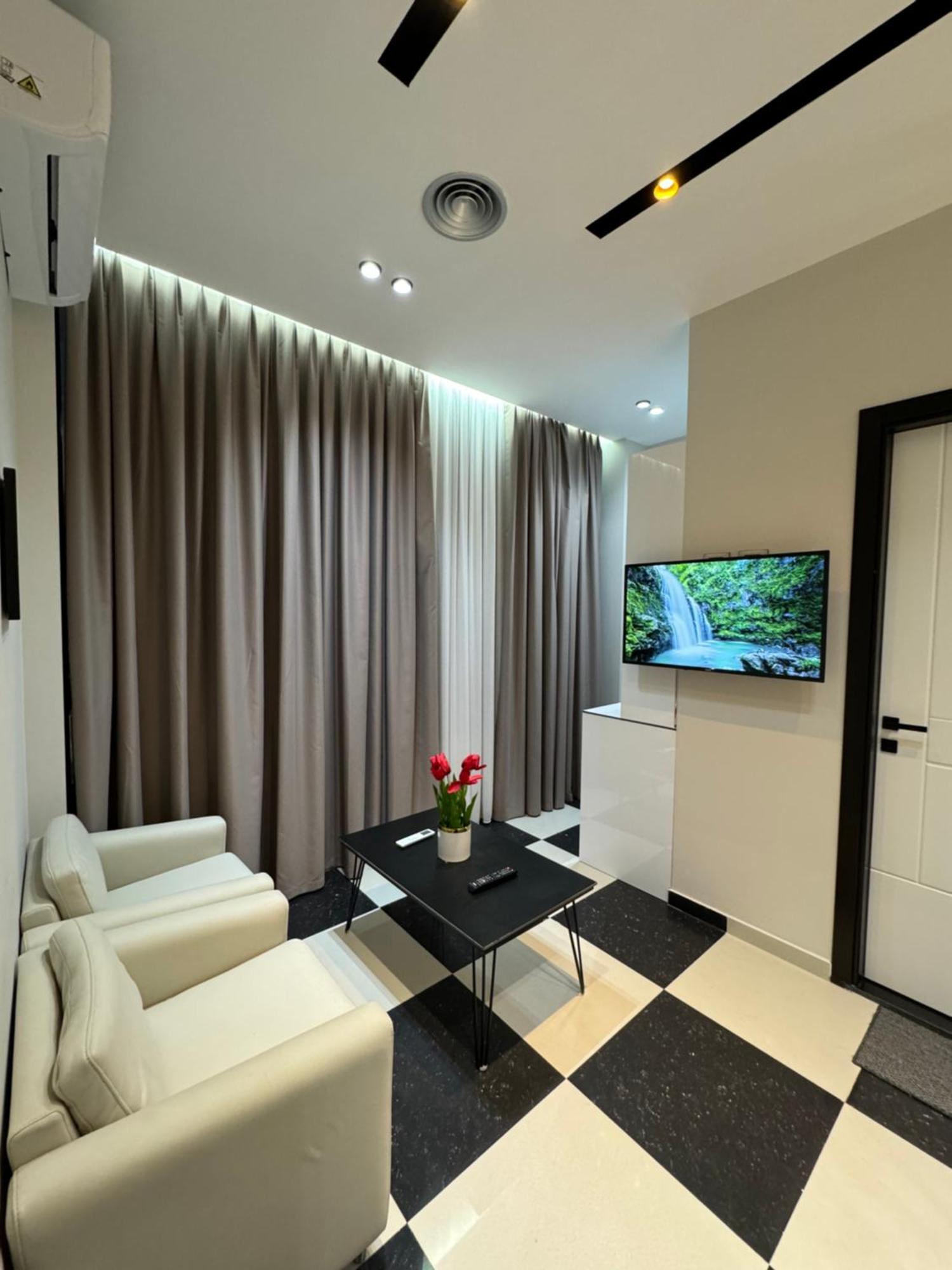 Sueno Apartments & Suites Tirana Room photo